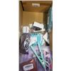 Image 5 : LARGE LOT OF NEW OVERSTOCK BEAUTY SUPPLY, TOILETRY ITEMS, JEWELLERY ETC