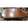 Image 2 : ANTIQUE WALNUT DINING TABLE AND 5 CHAIRS