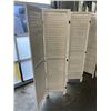 Image 3 : 8 PANEL ROOM DIVIDER - MISSING 1 SET OF HARDWARE