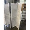 Image 4 : 8 PANEL ROOM DIVIDER - MISSING 1 SET OF HARDWARE