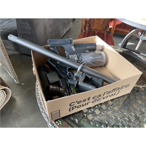 SAMSUNG JET75 PET CORDLESS BAGLESS UPRIGHT VACUUM - TESTED WORKING, RETAIL $799