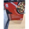 Image 3 : INSTANT POT DUO V5 7IN1 6QT PRESSURE COOKER - TESTED WORKING, RETAIL $159