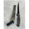 Image 3 : 2 NEW 6 INCH CAMO FILET / HUNTING KNIFE WITH SHEATH AND SHARPENER, 12 INCH OVERALL LENGTH