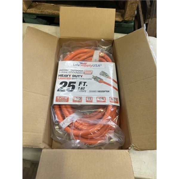 AS NEW 25FT ORANGE  INDOOR OUTDOOR HEAVY DUTY LIGHTED 3 WIRE GROUNDED EXTENSION CORD 10AWG