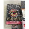 Image 2 : TOTE OF 3 HOCKEY CARDS SETS 2 ARE SEALED