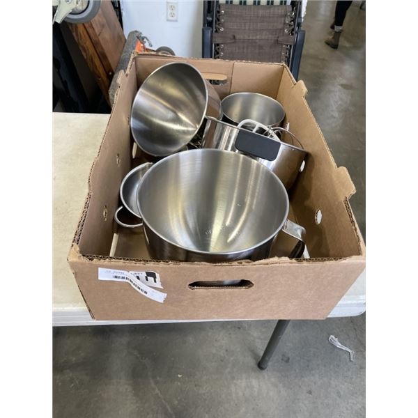 LOT OF KITCHEN AID BOWL AND ATTACHMENTS