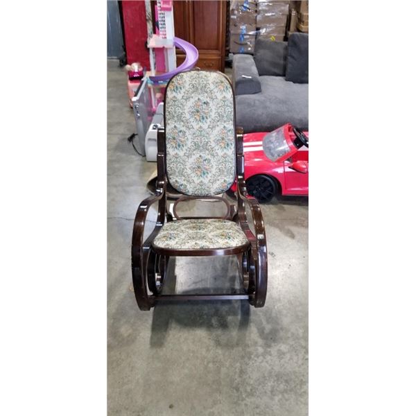 VINTAGE ROCKING CHAIR