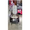 Image 1 : VINTAGE ROCKING CHAIR