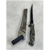 Image 3 : 2 NEW 6 INCH CAMO FILET / HUNTING KNIFE WITH SHEATH AND SHARPENER, 12 INCH OVERALL LENGTH