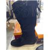 Image 2 : 3 NEW PAIRS OF LADIES BOOTS AND PAIR OF CLEATS