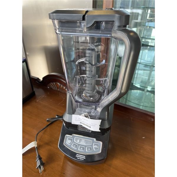 AS NEW NINJA PROFESSIONAL 2.1L 1100W COUNTERTOP BLENDER - TESTED WORKING, RETAIL $99