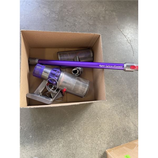 DYSON CYCLONE V10 ANIMAL CORDLESS STICK VACUUM - TESTED WORKING, RETAIL $699