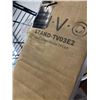 Image 2 : VIVO DUAL SCREEN BLACK MOBILE TV CART