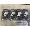 Image 3 : 2 NEW SURFACE LED CLOCKS AND SET OF 4 NEW CFL BULBS