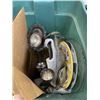 Image 2 : TOTE OF BRASS DISHES, CARNIVAL GLASS PLATES, AND SERVING PLATTERS