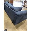 Image 4 : MODERN BLUE MICROFIBRE SOFA, VERY CLEAN
