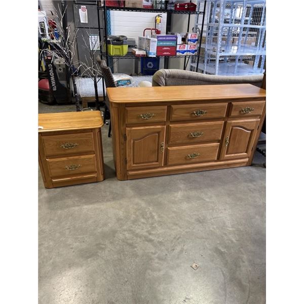 OAK 5 DRAWER AND 2 DOOR DRESSER W/ MATCHING NIGHT STAND