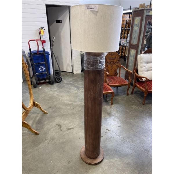 HOMESENSE FLOOR LAMP