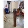 Image 1 : HOMESENSE FLOOR LAMP