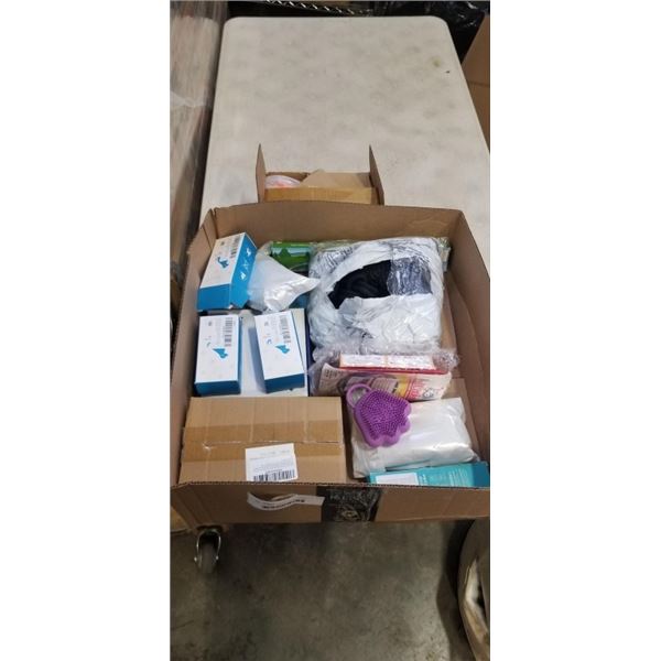 TRAY OF NEW OVERSTOCK PET ITEMS