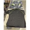 Image 3 : 5 NEW YOUTH COLLAR SHIRTS AND NEW PANTS