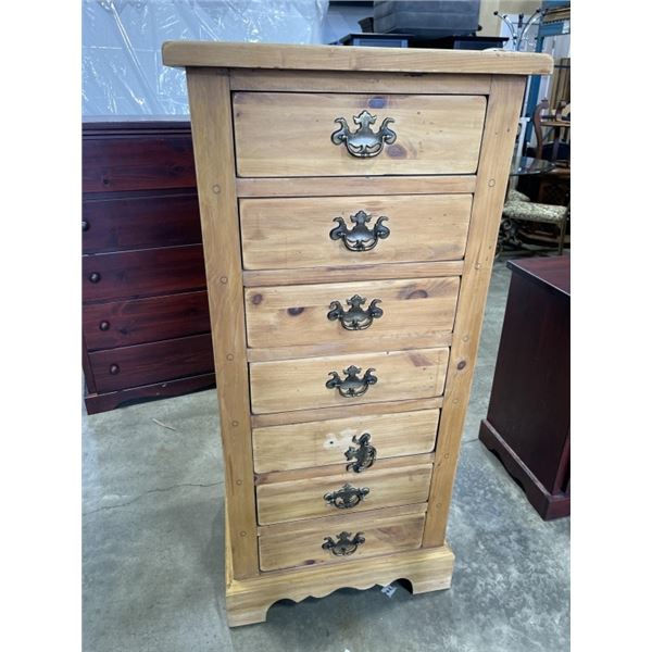 VINTAGE OPEN HEARTH COLECTION SOLID PINE 7 DRAWER DRESSER WITH ORIGINAL BRASS HANDLES