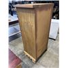 Image 5 : VINTAGE OPEN HEARTH COLECTION SOLID PINE 7 DRAWER DRESSER WITH ORIGINAL BRASS HANDLES