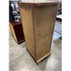 Image 6 : VINTAGE OPEN HEARTH COLECTION SOLID PINE 7 DRAWER DRESSER WITH ORIGINAL BRASS HANDLES