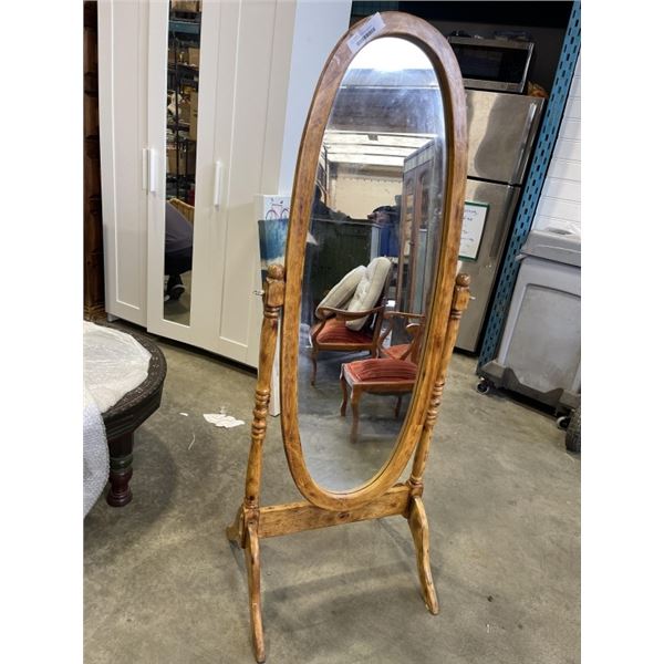 FREE STANDING DRESSING MIRROR