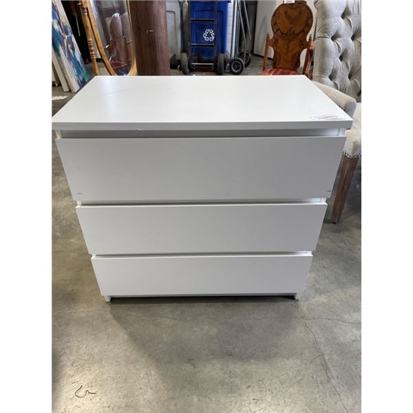 WHITE 3 DRAWER DRESSER