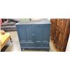 Image 1 : 2 DOOR STORAGE CABINET