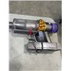Image 2 : DYSON V15 DETECT TOTAL CLEAN VACUUM WITH CHARGE MOUNT DOCK STORE RETURN FILTER NOT SEALED