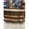 Image 3 : MAHOGANY ORNATE DRESSER AND MIRROR