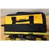 Image 3 : Multiple DeWalt DXPE2502142 Masks 