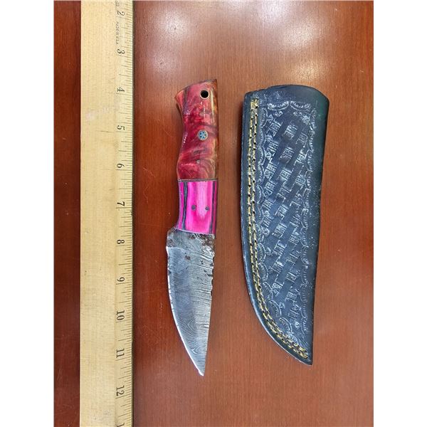 Hand Forged Damascus Steel Knife w/ Leather Sheath