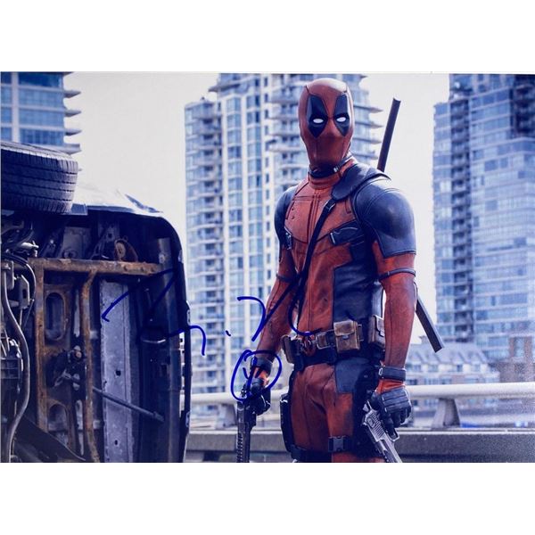 Deadpool Ryan Reynolds facsimile signed  movie photo