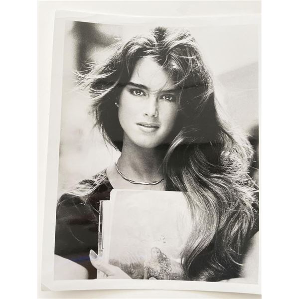 Brooke Shields photo