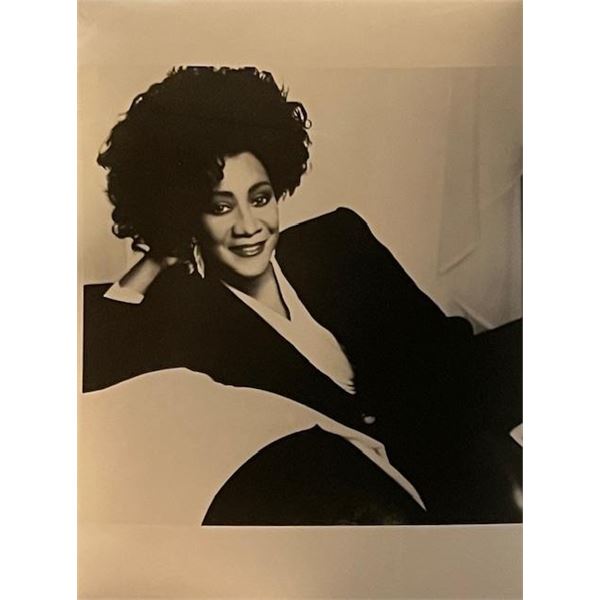 Music Icon Patti LaBelle Unsigned Photo