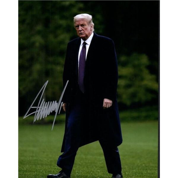 US President Donald Trump facsimile signed photo