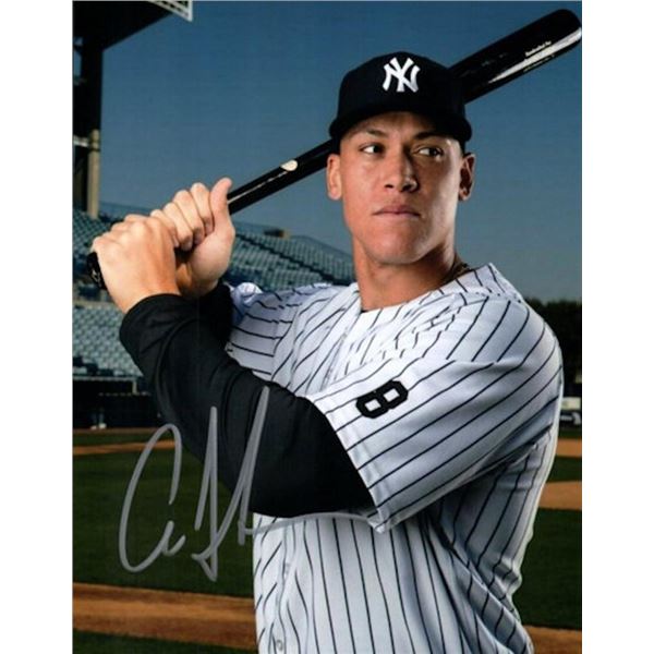 NY Yankees Aaron Judge facsimile signed photo