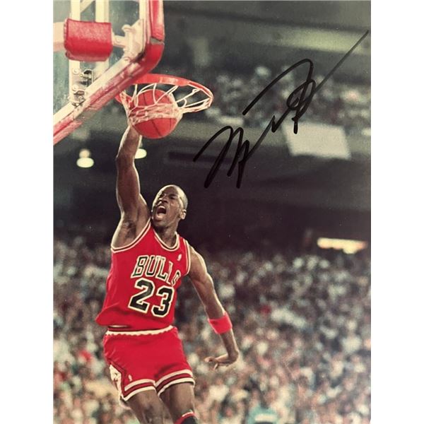 Chicago Bulls Michael Jordan facsimile signed photo