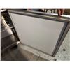 Image 6 : Avantco Refrigeration 178APT27HC Refrigerated Single-Door Sandwich Prep Table