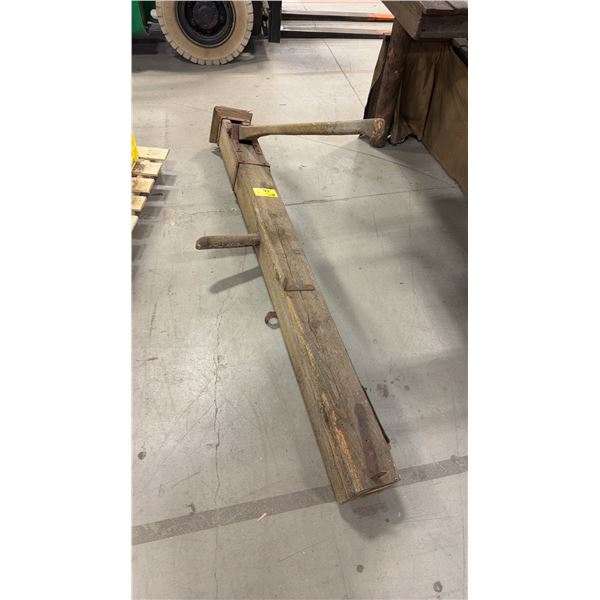 ANTIQUE WOOD FARM EQUIPMENT PILLAR