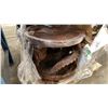 Image 5 : PALLET OF ASSORTED SHOW PROPS & FURNITURE