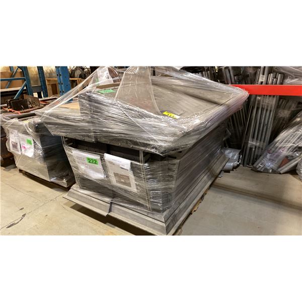 PALLET OF ASSORTED SHOW PROPS