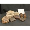 Image 7 : PALLET OF ASSORTED SHOW PROPS