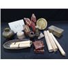 Image 13 : PALLET OF ASSORTED SHOW PROPS