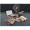 Image 24 : PALLET OF ASSORTED SHOW PROPS