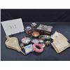 Image 28 : PALLET OF ASSORTED SHOW PROPS