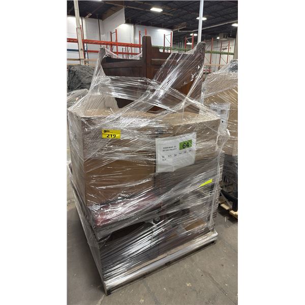 PALLET OF ASSORTED SHOW PROPS & FURNITURE